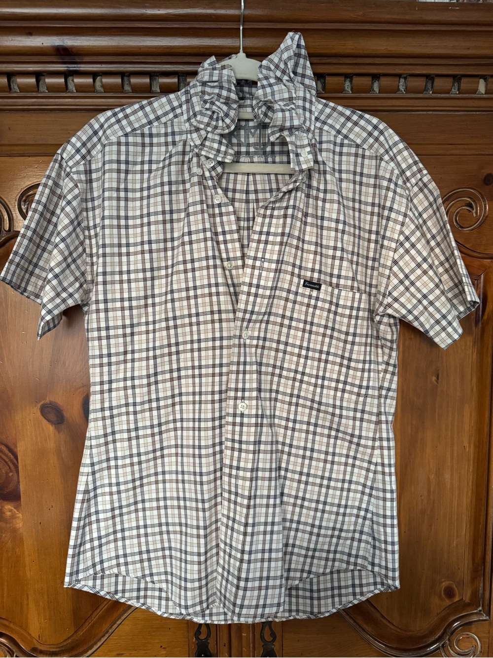 Casual Plaid Short-Sleeve Button-Down Shirt in Cream and Brown